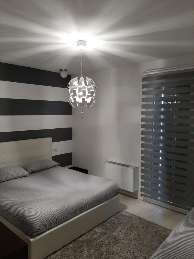 Venezia Suite Apartment Mira Bagian luar foto