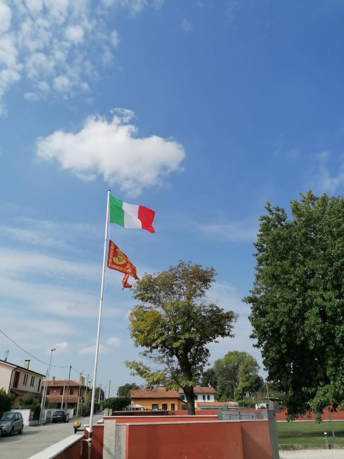 Venezia Suite Apartment Mira Bagian luar foto